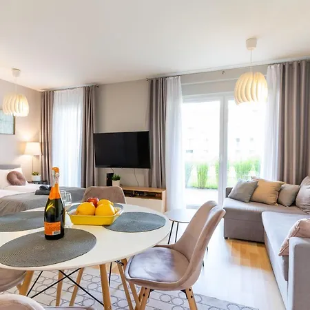 Marina - Przy Jeziorze, Taras, Tv55