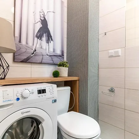 Marina - Przy Jeziorze, Taras, Tv55