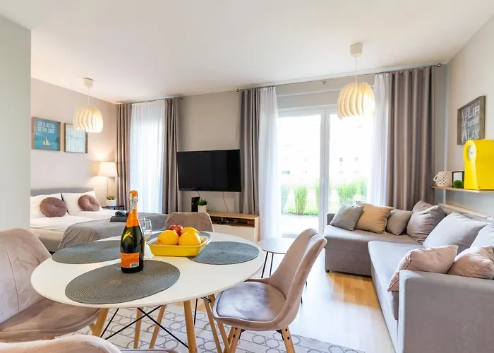 Marina - Przy Jeziorze, Taras, Tv55